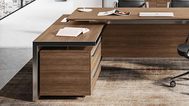 EOS - L-�������� ������� �����